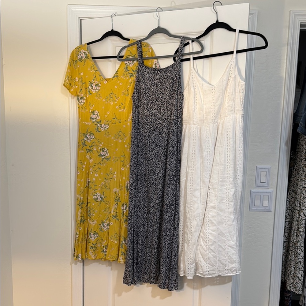 3 Dresses Bundle Blue & white Maxi lined .White eyelet dress lined Yellow floral